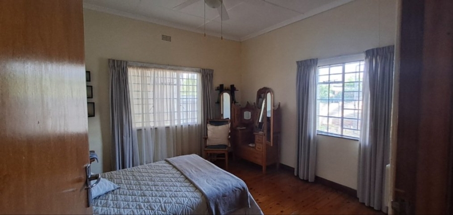 4 Bedroom Property for Sale in Van Riebeeck Hoogte Eastern Cape